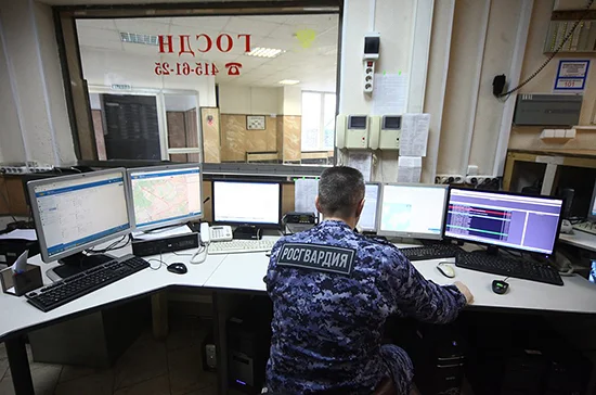 Росгвардейцам предлагают гарантировать оплату жилья за охранные услуги