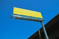 Историческую часть Тюмени очистят от рекламных щитов