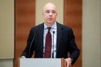 Силуанов призвал деполитизировать тему вакцинации для выхода из пандемии 