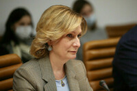 Статус многодетных семей хотят закрепить на федеральном уровне