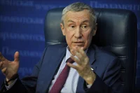 Сенатор объяснил, почему Байден пригласил Путина на климатический саммит