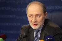 Вильфанд рассказал, в каких регионах уже можно менять зимнюю резину на летнюю