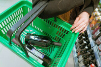 Роспотребнадзор опубликовал данные проверки алкогольной продукции за 2020 год