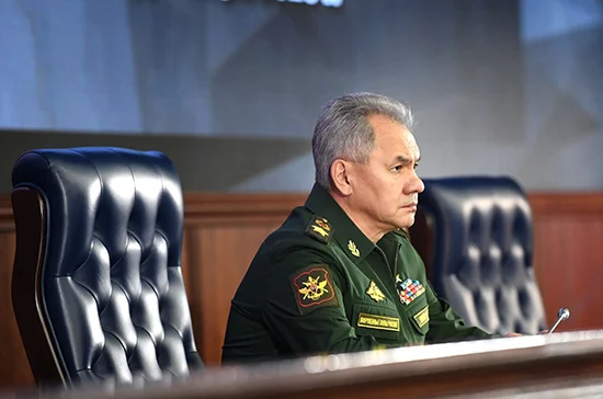 Минобороны возвращает войска с южных и западных границ России