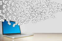 Когда и как появился спам