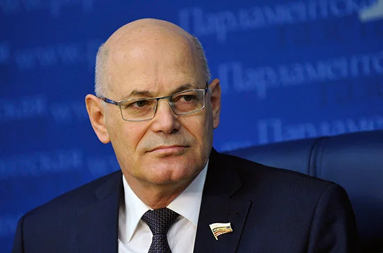 Круглый рассказал о популярном «медицинском» мошенничестве по телефону