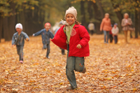 Минтруд начал выплату повышенных пособий на детей от трёх до семи лет