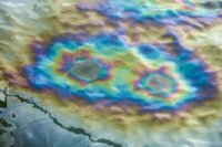 В ЯНАО после прорыва трубопровода разлились 2,5 тыс. кубометров нефти