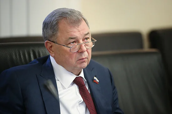 Артамонов призвал учесть особенности регионов при формировании бюджетной политики