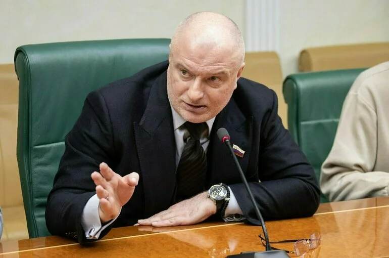 Клишас пояснил, кого не коснётся запрет на участие в выборах из-за экстремистских организаций