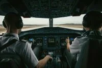 Пилотов смогут уволить за употребление наркотиков