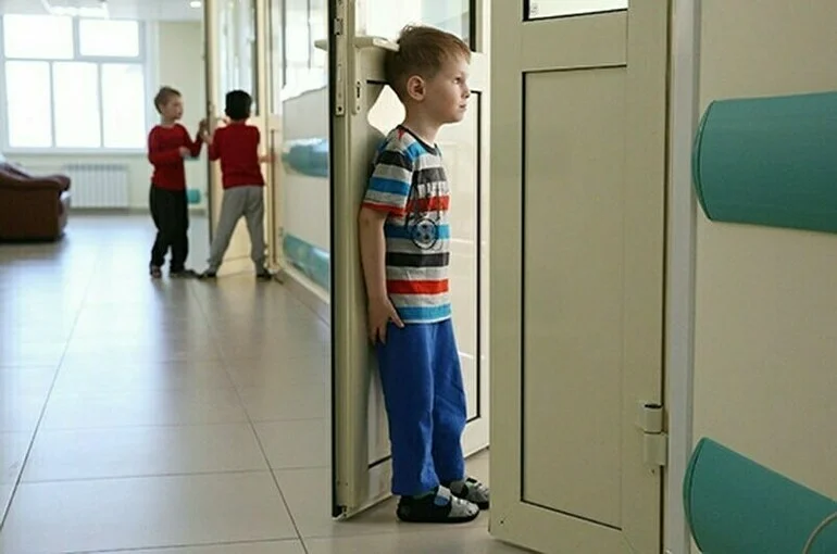 Сирот не оставят один на один с болезнью