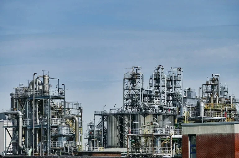 Иран впервые с 1991 года экспортировал нефть в США
