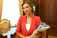 Кузнецова: нужно предусмотреть механизм возврата излишне уплаченных детских пособий