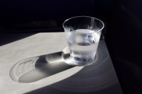 Диетолог назвал лучшую для употребления температуру воды