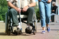 Кабмин утвердил правила отбора претендентов на оказание социальных госуслуг