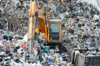 Деньги на переработку мусора предлагают собирать в специальный фонд