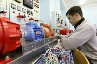 Регионы смогут организовать профподготовку служащих