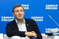 Турчак поздравил жителей страны с Днём России