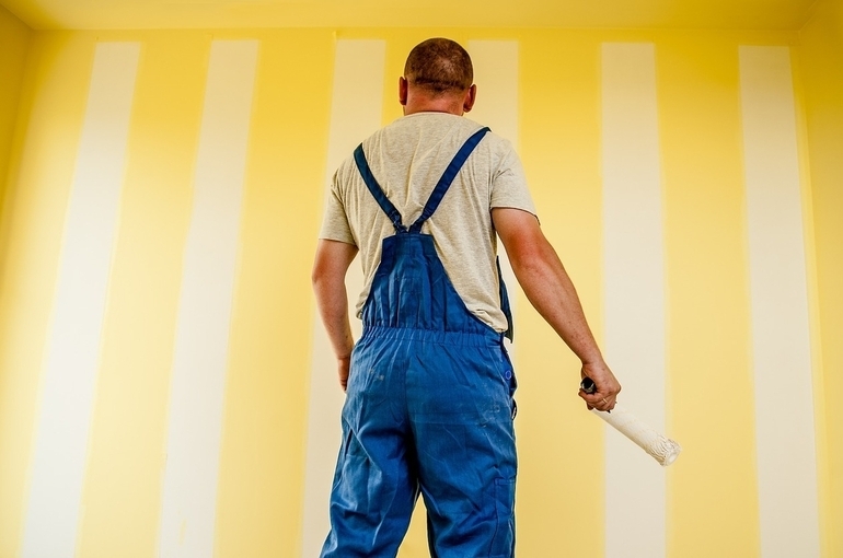 Кабмин указал на недостатки законопроекта о запрете шума в домах ночью