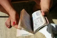 Госдума приняла закон о правилах выезда детей за границу
