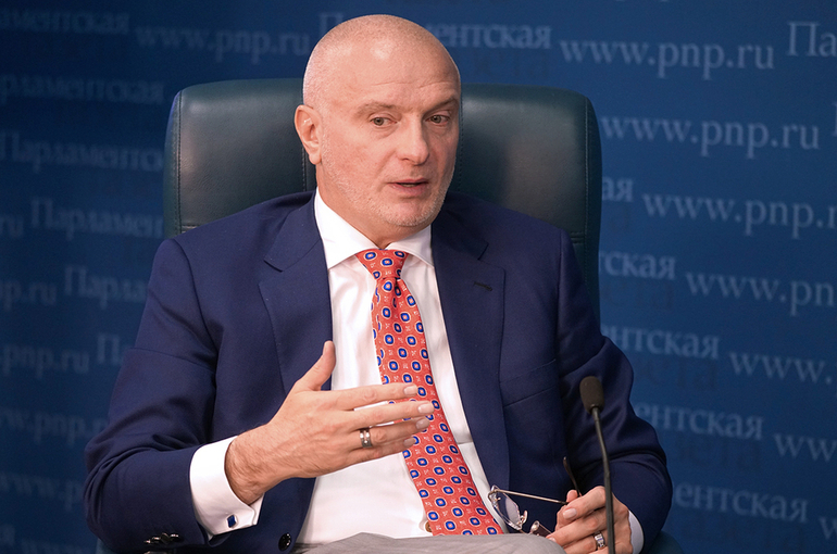 Комитет Совфеда обсудит закон о поиске по геолокации со специалистами