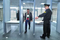 Вакцинация мигрантов «Спутником Лайт» в Москве может начаться в июле