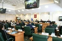 Уравнивание действий СССР и фашистской Германии запретят