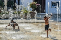 Москвичей предупредили об аномальной жаре 23 июня