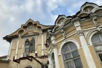 Архитектурные памятники предлагают передавать частным школам