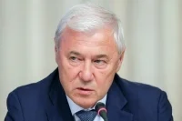 Аксаков предложил давать командировочные в валюте страны, куда едет человек