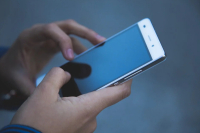 Россиянам расскажут по телефону о положенных льготах