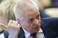 Онищенко рассказал, как не заразиться коронавирусом на пляже