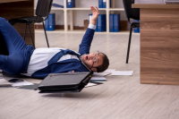 Как не получить дыроколом по башке