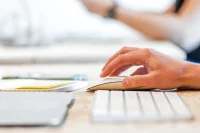 Добросовестных пользователей соцсетей защитят от цензуры