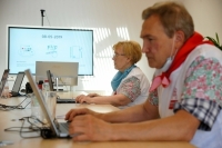 МОТ: женщины чаще мужчин теряли работу во время пандемии