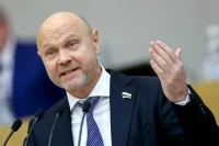 Катасонов предложил отменить налог на имущество для бизнеса в период пандемии