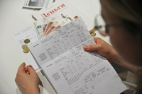 Переселенцев из аварийного жилья хотят защитить от переплаты за коммунальные услуги