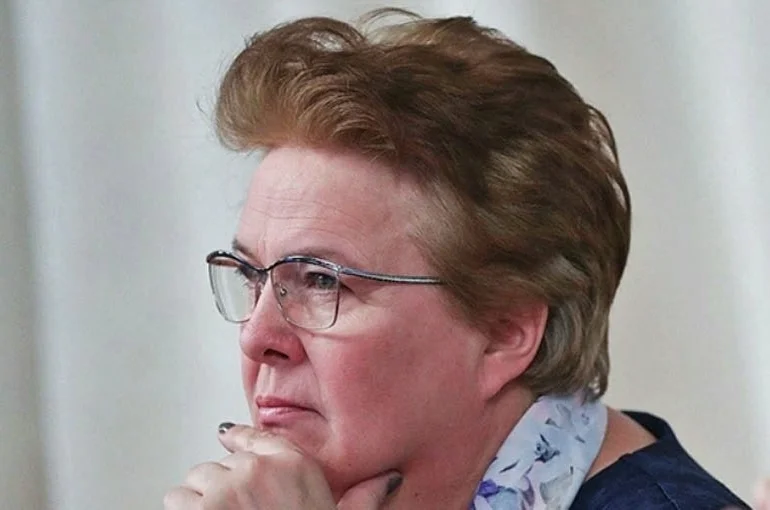 Окунева перечислила критерии признания семьи многодетной, которые могут войти в федеральный закон