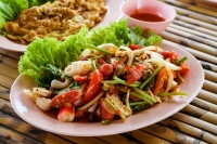 Врач рассказала о правильном рационе питания для переболевших COVID-19