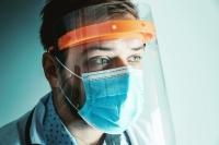 Мурашко: ситуация с распространением COVID-19 в России стабилизируется