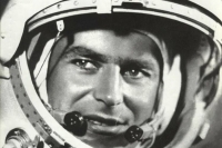 Когда состоялся второй полёт человека в космос