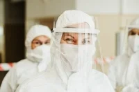 До 90% попадающих в реанимацию c COVID-19 в Италии не прошли вакцинацию