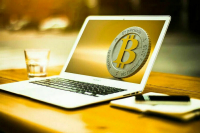 Песков: Россия не готова признавать биткоин официальным платёжным средством