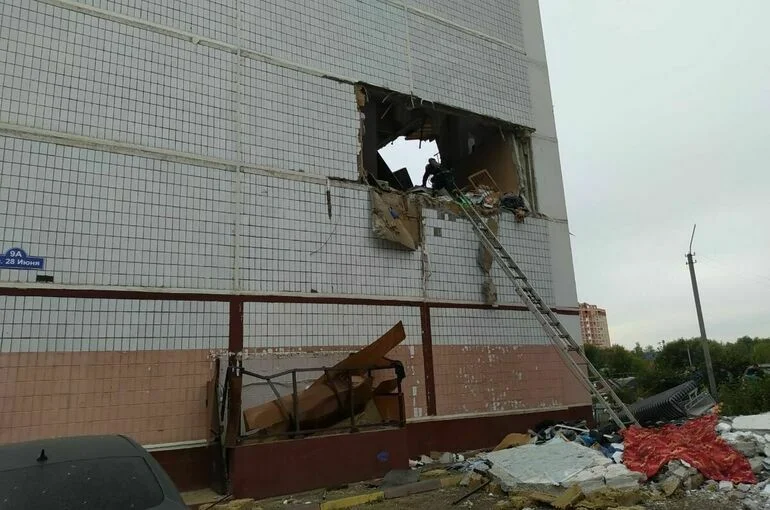 Возможно обрушение пятого этажа дома после взрыва газа в Ногинске, сообщил Воробьёв