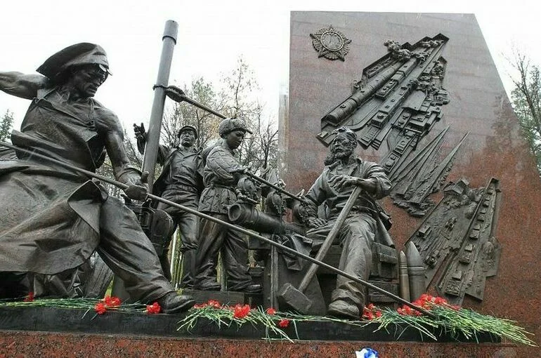 За присвоение ещё 11 городам звания «трудовой доблести» собрали 2,3 млн подписей