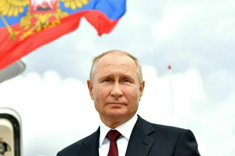 Путин одобрил присвоение 12 городам звания «Город трудовой доблести»