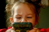 В Общественной палате поддерживают создание «белого Интернета» для детей