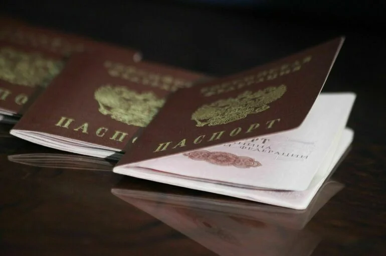 Россия и Южная Осетия подписали соглашение о двойном гражданстве