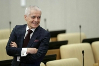 Онищенко о январских каникулах: переносить нереально, необходимо сокращать